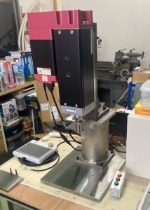 エレシリンダー圧入テスト機